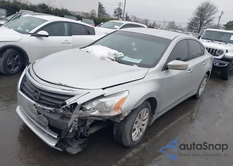 2014 Nissan Altima 2.5 S z USA, uszkodzony, nr VIN 1N4AL3AP7EN368491